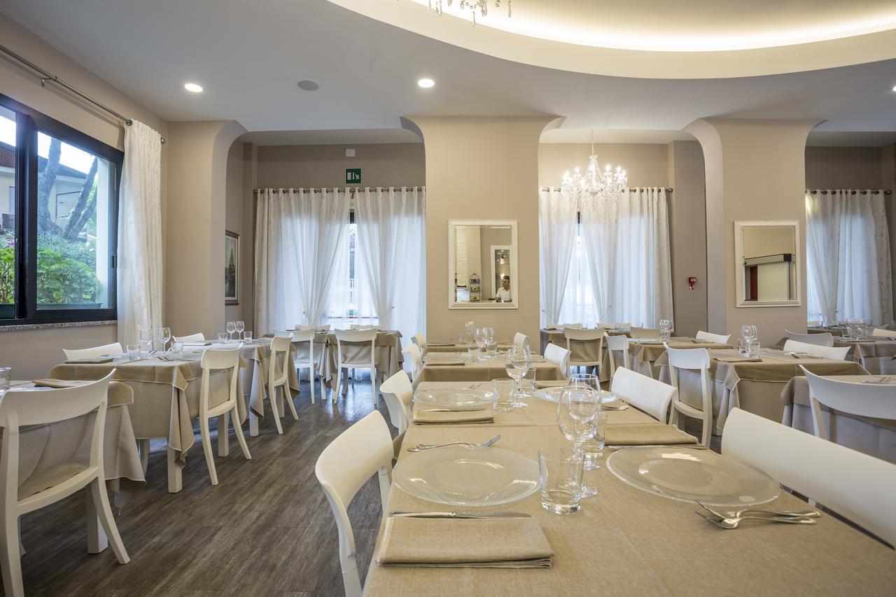 Hotel Corallo Milano Marittima Esterno foto